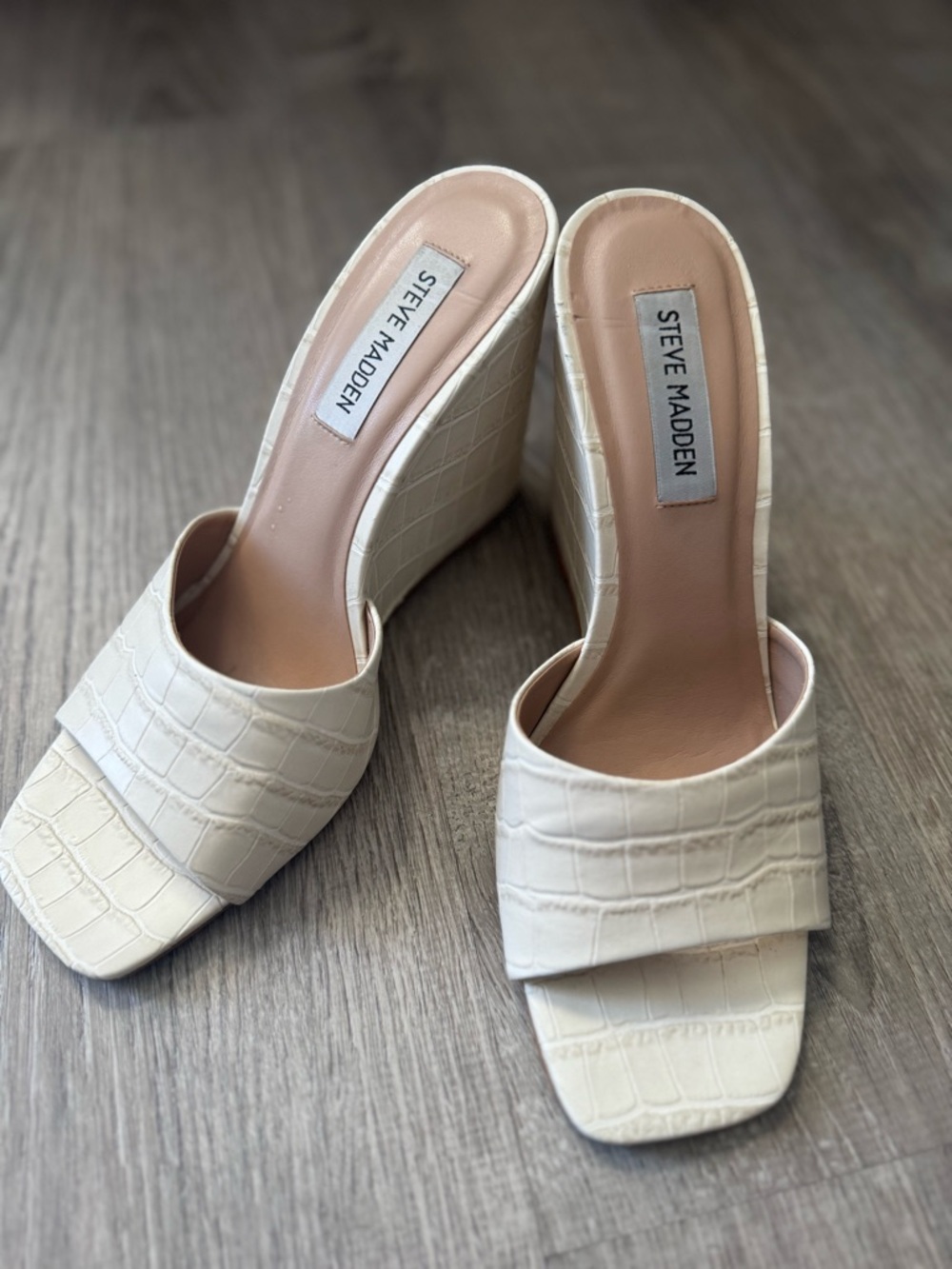 Steve Madden Cream Croc-Embossed Wedge Mules